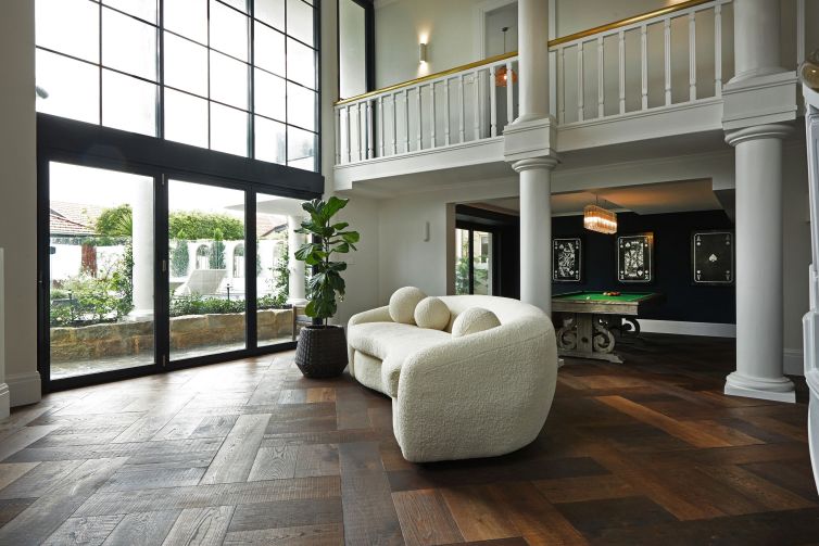 Vaucluse, Sawn Board, Basketweave